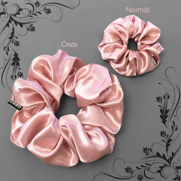 Óriás méretű, prémium minőségű, rosegold színű szatén selyem scrunchie / hajgumi. Átmérője kb. 16-17 cm