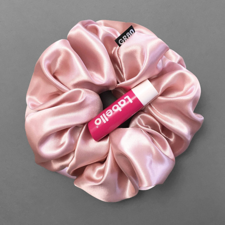 Óriás méretű, prémium minőségű, rosegold színű szatén selyem scrunchie / hajgumi. Átmérője kb. 16-17 cm