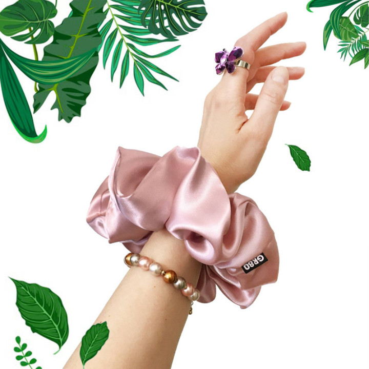 Óriás méretű, prémium minőségű, rosegold színű szatén selyem scrunchie / hajgumi. Átmérője kb. 16-17 cm