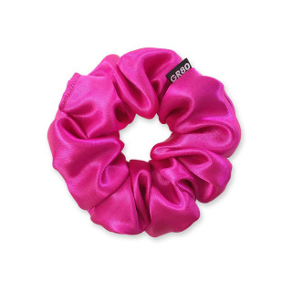 Prémium minőségű, magenta (ciklámen) színű szatén selyem scrunchie / hajgumi. Átmérője kb. 12 cm