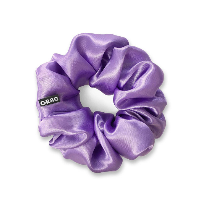 Milka-lila színű, prémium minőségű selyemszatén hajgumi (scrunchie). Átmérője kb. 12 cm