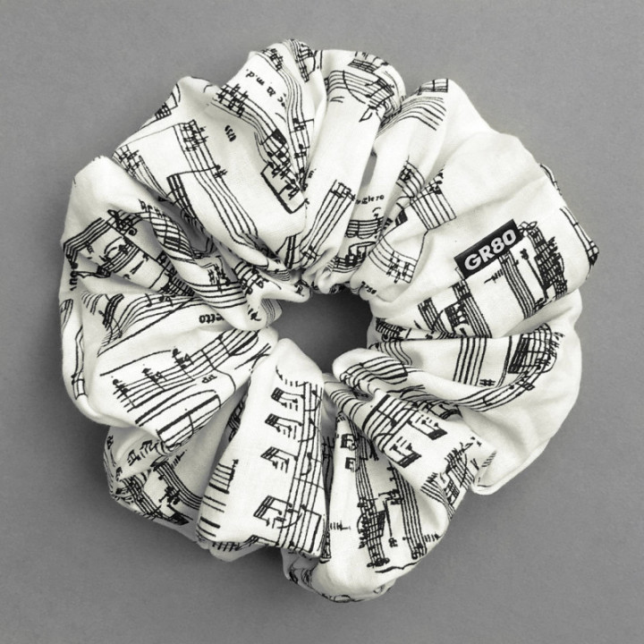 XXL méretű, kotta mintás textil hajgumi. 100% pamut scrunchie