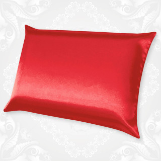 Szatén párnahuzat Ferrari piros színű minőségi selyemszatén anyagból. Óvja a hajat a töredezéstől, az arcbőrt a ránctól